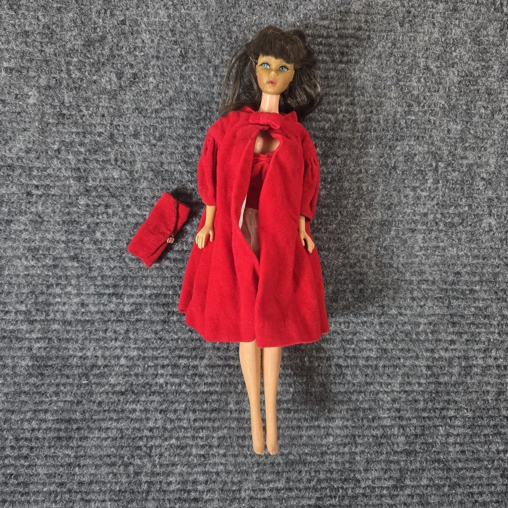 Vintage 1967 Barbie TNT #1160 Brunette Japan Red Flare #939 Coat Purse Mattel